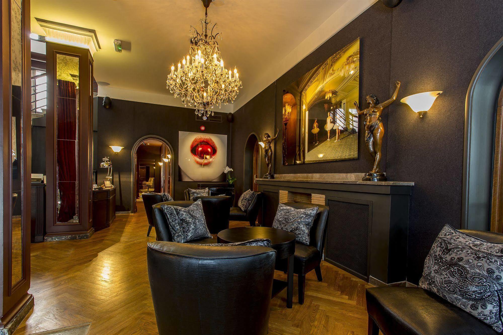 St. Petersbourg Hotel - Small Luxury Hotels Of The World Tallinn Eksteriør bilde