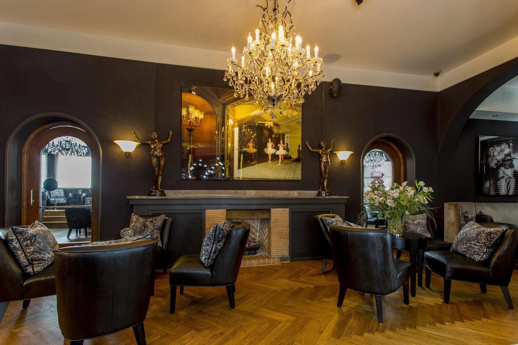 St. Petersbourg Hotel - Small Luxury Hotels Of The World Tallinn Eksteriør bilde